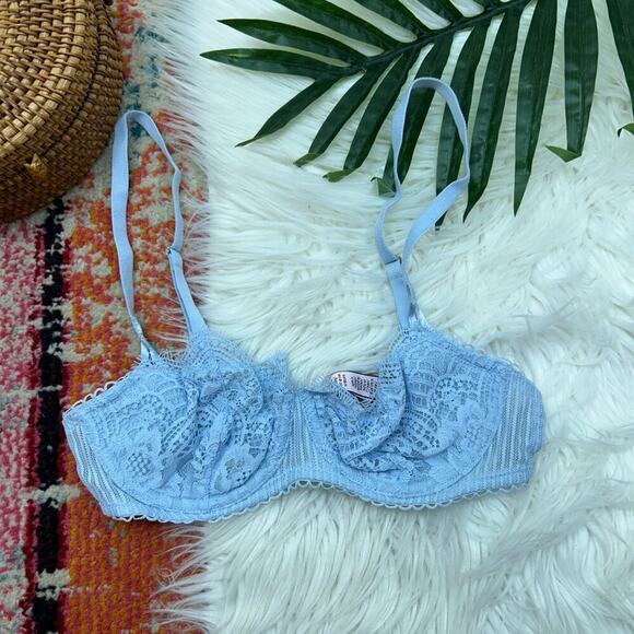 Victoria's Secret Baby Blue Lace Dream Angels Push Up Without No Padding Bra 32B - Picture 1 of 6